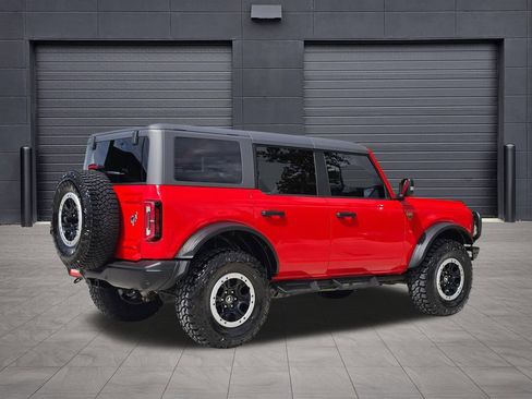 Used 2024 Ford Bronco Badlands AWD/4WD image 5