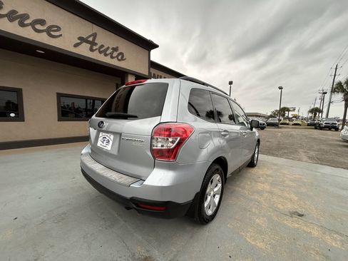 Used 2016 Subaru Forester 2.5i Premium w/ Popular Package #2 image 4