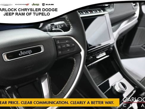 Used 2023 Jeep Grand Cherokee L Laredo RWD image 18
