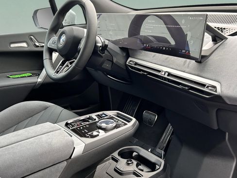 Used 2026 BMW iX xDrive45 image 33