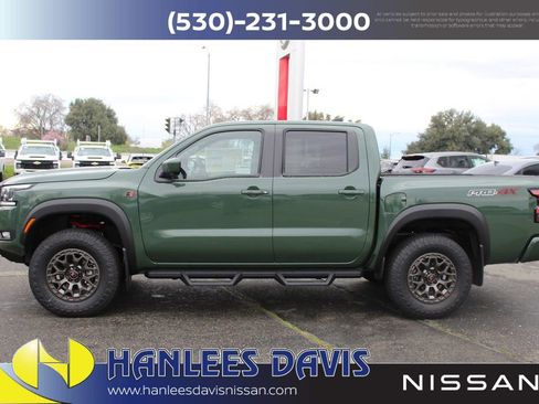 New 2026 Nissan Frontier PRO-4X w/ Pro-4x Convenience Package image 2