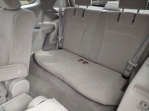 Used 2010 Toyota Highlander 2WD image 19
