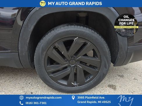 Used 2021 Volkswagen Atlas SEL w/ MDO Package (Bench Seat) AWD/4WD image 30