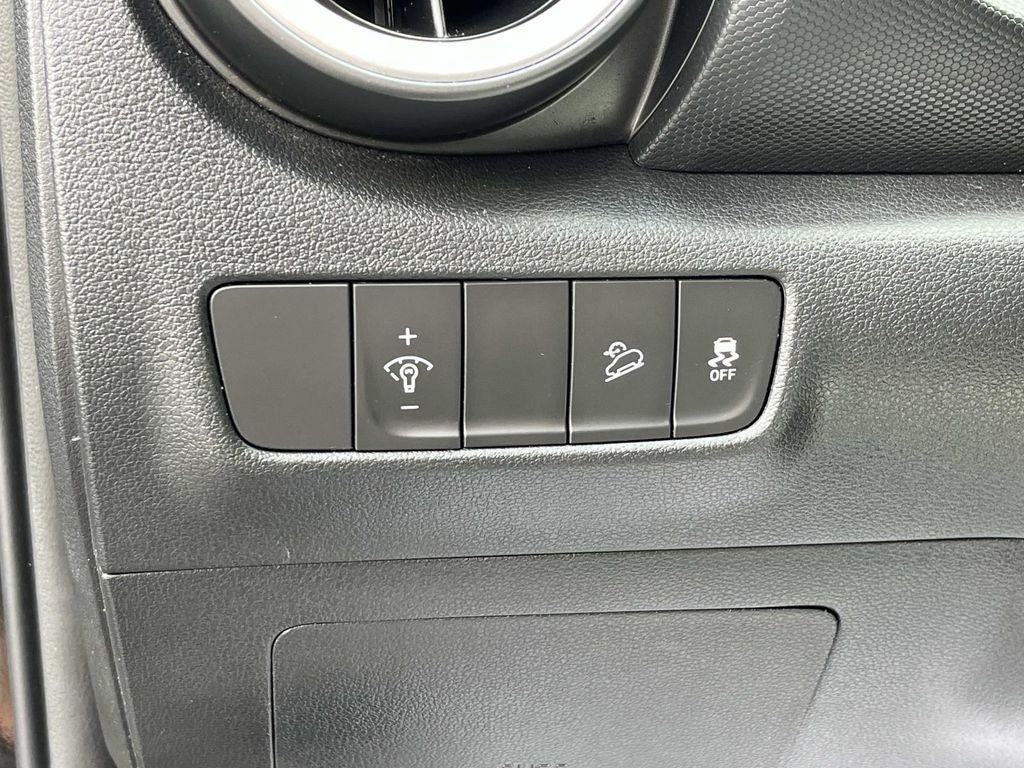 Used 2022 Hyundai Kona SE FWD image 27