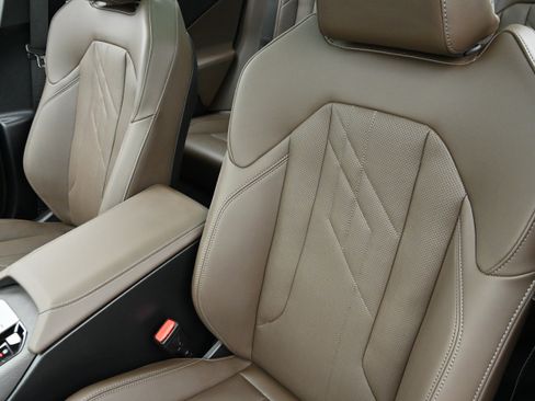 Used 2026 BMW X3 xDrive30 w/ Premium Package AWD/4WD image 12