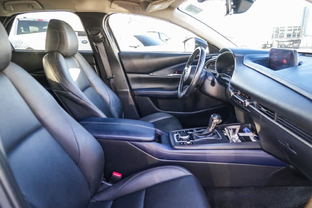 Used 2021 MAZDA CX-30 FWD 2.5 S w/ Select Package image 16
