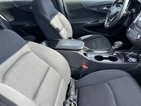 Used 2024 Chevrolet Malibu LT image 20