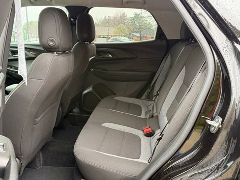 Used 2022 Chevrolet TrailBlazer LT w/ Convenience Package AWD/4WD image 19