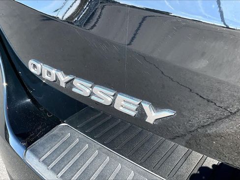 Certified 2023 Honda Odyssey EX-L image 9