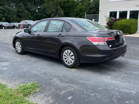 Used 2012 Honda Accord LX image 3