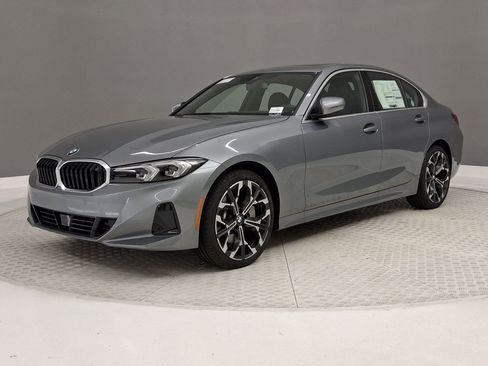 New 2026 BMW 330i Sedan w/ Premium Package RWD image 33