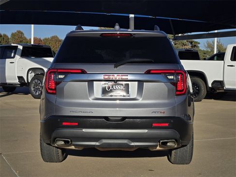 Used 2022 GMC Acadia AT4 image 6