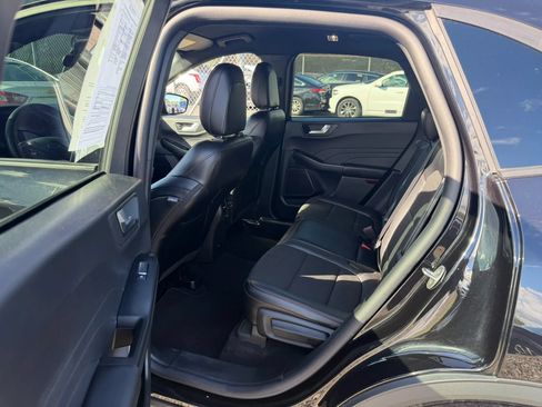 Used 2025 Ford Escape ST-Line AWD/4WD image 30