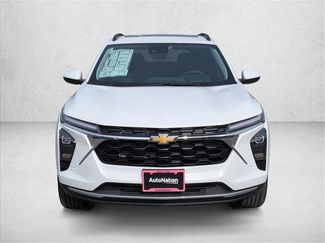 New 2026 Chevrolet Trax LT w/ Sunroof Package video 2
