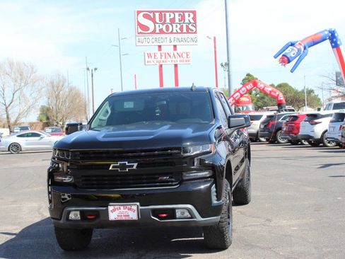 Used 2020 Chevrolet Silverado 1500 LT Trail Boss w/ Midnight Edition image 6