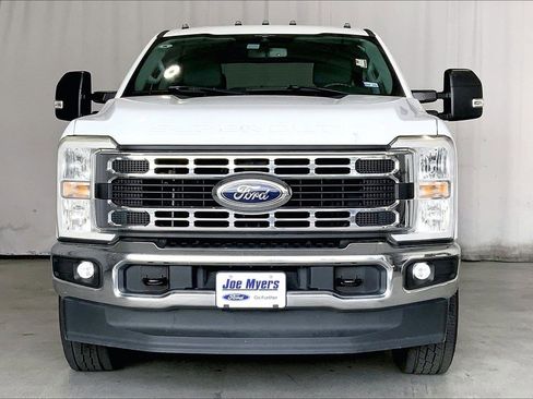 Used 2023 Ford F250 XLT w/ FX4 Off-Road Package image 3