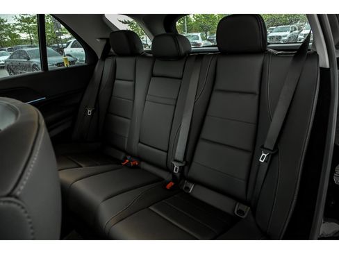 New 2026 Mercedes-Benz GLE 350 4MATIC image 9