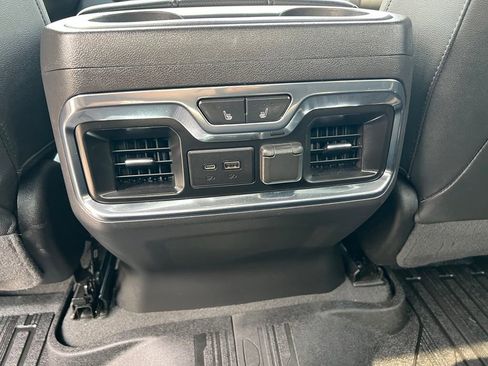 Used 2021 GMC Sierra 1500 AT4 w/ AT4 Premium Package AWD/4WD image 25