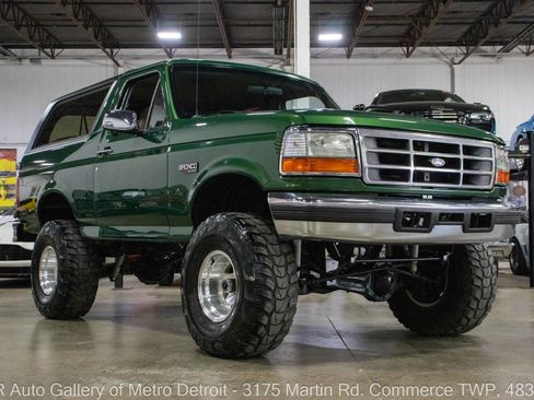Used 1996 Ford Bronco XLT image 10