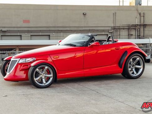 Used 2000 Plymouth Prowler image 39
