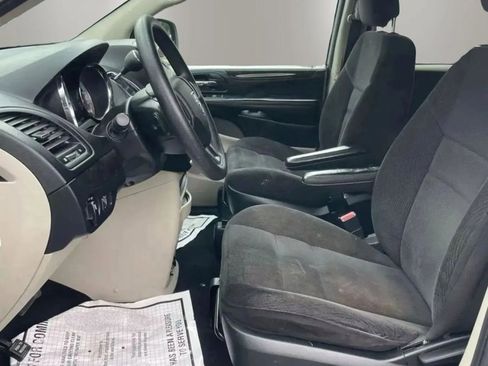 Used 2017 Dodge Grand Caravan SE w/ Power Window Group FWD image 18