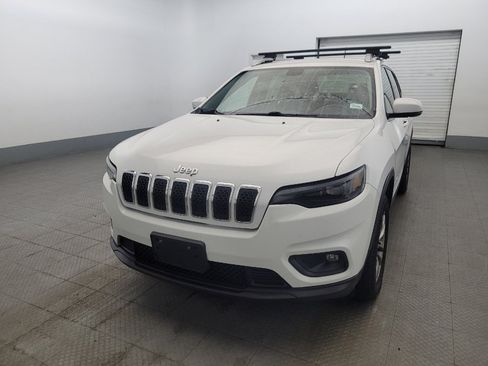 Used 2020 Jeep Cherokee Latitude Plus w/ Cold Weather Group AWD/4WD image 15