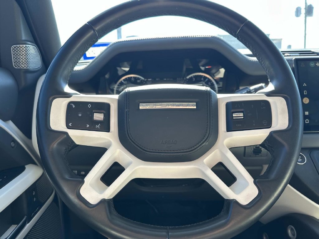 Used 2023 Land Rover Defender 130 First Edition AWD/4WD image 21