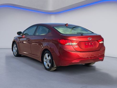 Used 2013 Hyundai Elantra GLS w/ Preferred Pkg FWD image 3