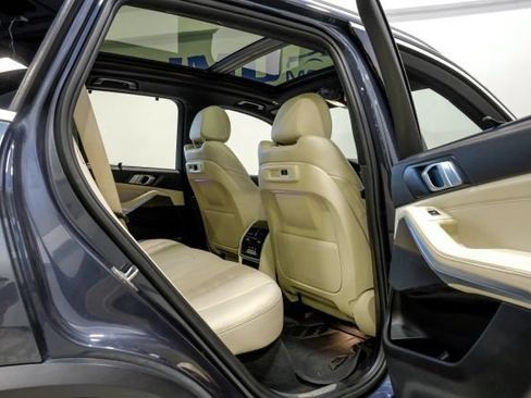 Used 2020 BMW X5 sDrive40i w/ Executive Package RWD image 53