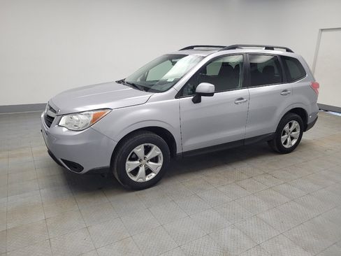 Used 2016 Subaru Forester 2.5i Premium w/ All-Weather Package image 2