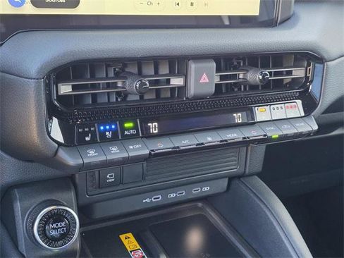 Certified 2025 Toyota Land Cruiser Base image 25