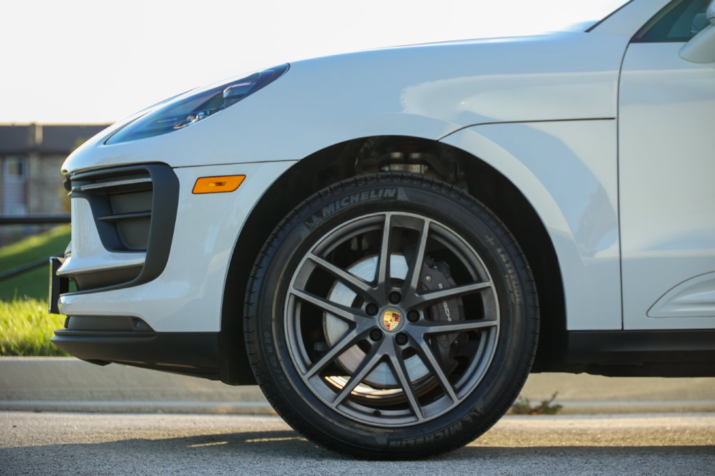 Certified 2026 Porsche Macan AWD/4WD image 20