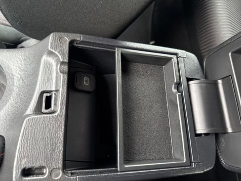 Used 2015 MAZDA MAZDA3 i Touring image 26