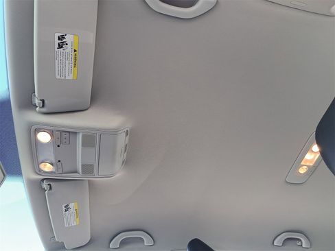 Used 2014 Volkswagen Jetta SportWagen image 31