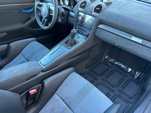 Certified 2025 Porsche 718 Cayman GT4 RS image 15