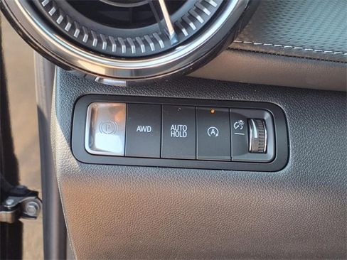 New 2026 Chevrolet Equinox LT w/ LPO, Floor Liner Package image 12