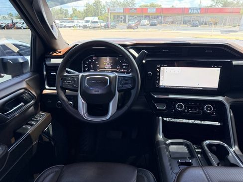Used 2024 GMC Sierra 3500 Denali AWD/4WD image 41