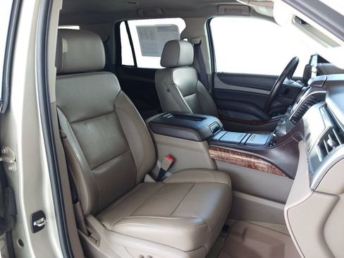 Used 2017 Chevrolet Tahoe Premier RWD image 28