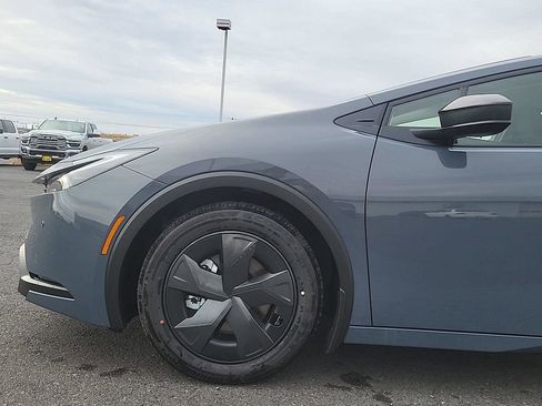 New 2026 Toyota Prius Plug-In Hybrid image 12