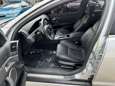 Used 2009 Pontiac G8 w/ Premium Package RWD image 27