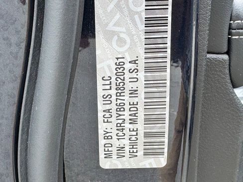 Used 2024 Jeep Grand Cherokee Limited 4xe image 46