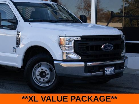 Used 2020 Ford F350 XL w/ Power Equipment Group RWD image 3