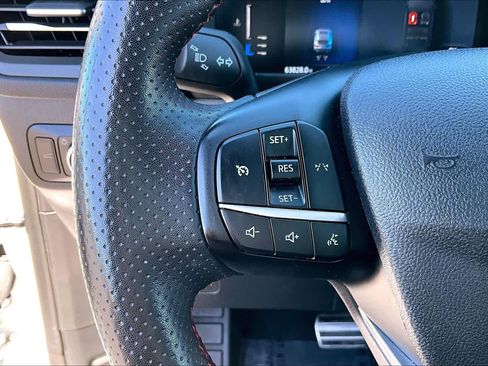 Used 2023 Ford Escape ST-Line FWD image 20