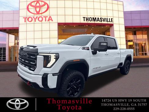 Used 2025 GMC Sierra 2500 AT4 w/ AT4 Premium Plus Package AWD/4WD image 1