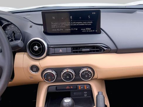 Used 2024 MAZDA MX-5 Miata Grand Touring w/ Appearance Package RWD image 7
