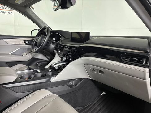 Used 2022 Acura MDX SH-AWD w/ Advance Package image 31