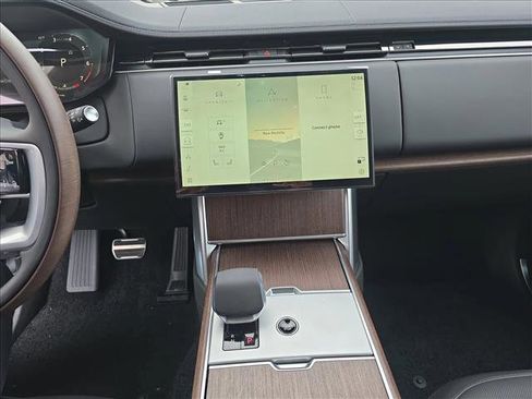 New 2025 Land Rover Range Rover SE image 22