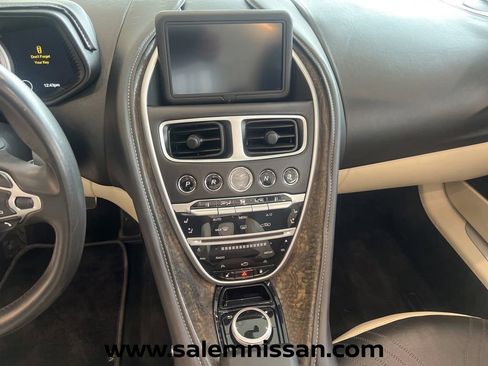 Used 2020 Aston Martin DB11 Volante RWD image 11