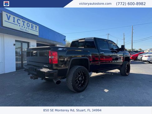 Used 2015 GMC Sierra 2500 Denali w/ Duramax Plus Package image 5
