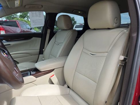 Used 2015 Cadillac XTS Luxury w/ Driver Awareness Package image 17